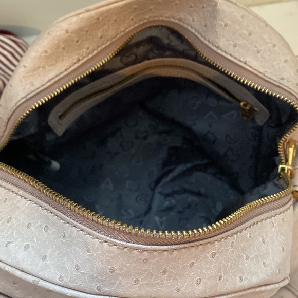 MARC BY MARC JACOBS Ostrich embossed handbag - Picture 6 of 8